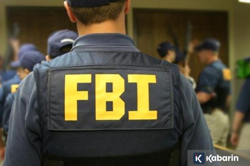 Kronologi Tergulingnya Mobil Barang di Depan Gedung DPR