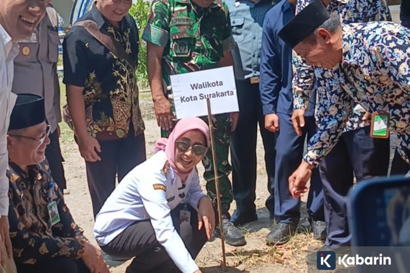 Persib tekuk PSBS Biak 3 gol tanpa balas dan naik ke posisi tiga