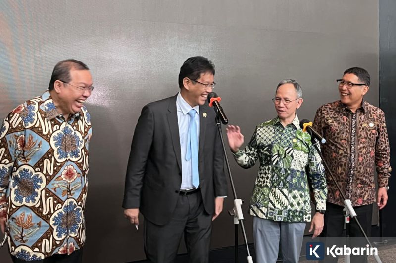 Gunung Marapi meletus siang ini, abu vulkanik meninggi 1,5 kilometer