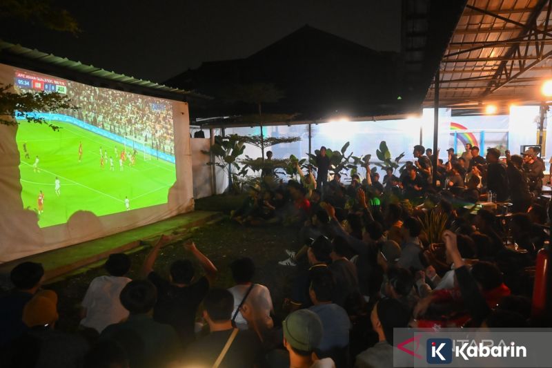 Mengenal Velix Wanggai yang resmi pimpin Ketua Komite Percepatan Pembangunan Papua