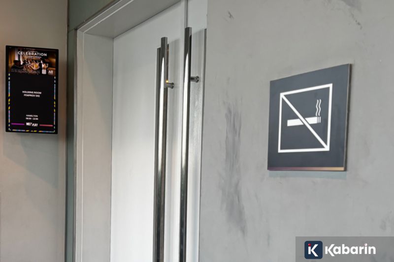 Desta bikin heboh usai muncul perdana sebagai Dono di poster film Warkop DKI Reborn