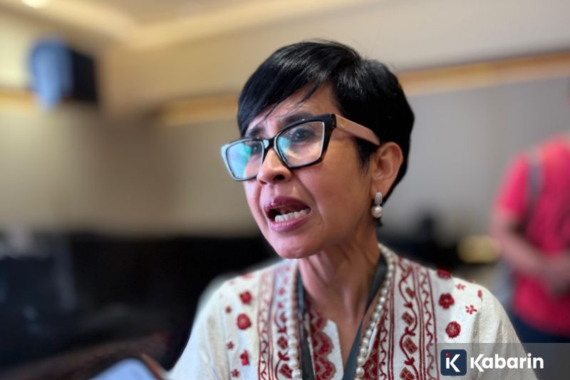 Purbaya tegas larang impor baju bekas ilegal demi lindungi industri lokal