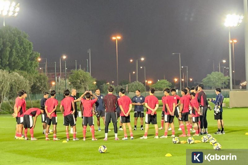 Siapa pewaris takhta Keraton Solo setelah Pakubuwono XIII wafat?