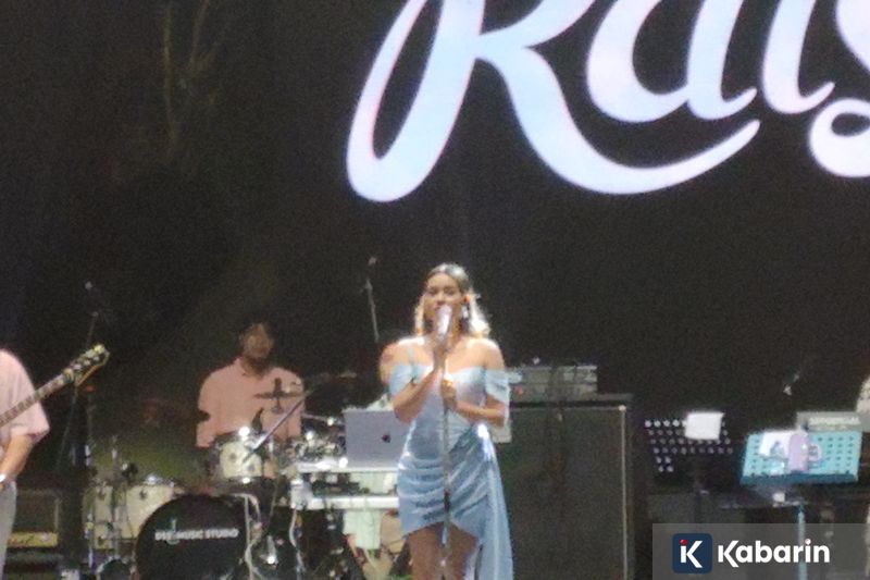 Presiden Prabowo kenang semangat 10 November saat ziarah Hari Pahlawan