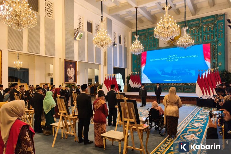 Emas Antam kembali naik awal pekan ini jadi Rp2,3 juta per gram