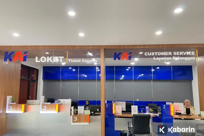 Park Bom klarifikasi kondisi setelah ramai isu dari agensi soal kesehatannya