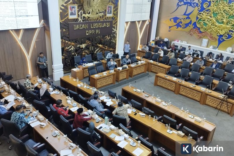 Samsung mulai produksi layar mikro OLED canggih untuk Galaxy XR