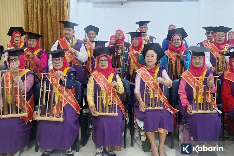 Liam Gallagher akan berhenti minum, merokok, dan menghisap ganja demi Oasis