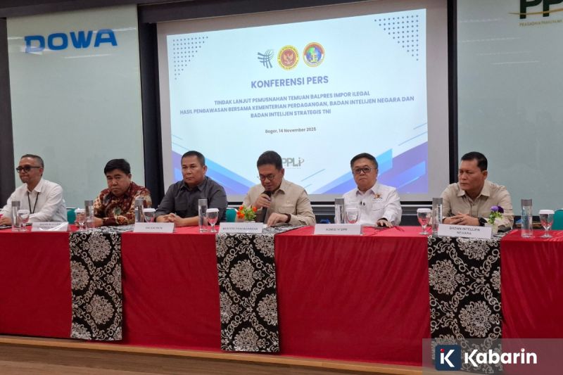 Kemendag musnahkan ratusan balpres pakaian bekas impor