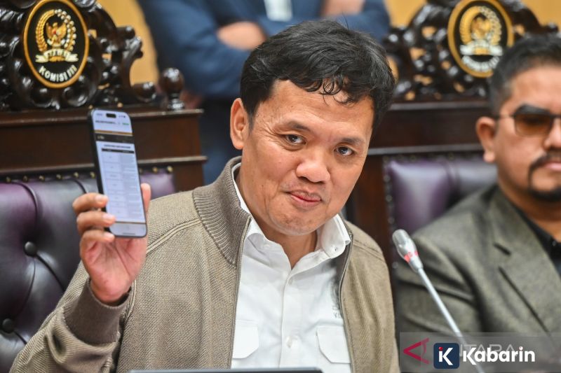 Komisi III DPR Umumkan KUHP dan KUHAP Baru Resmi Berlaku Hari Ini