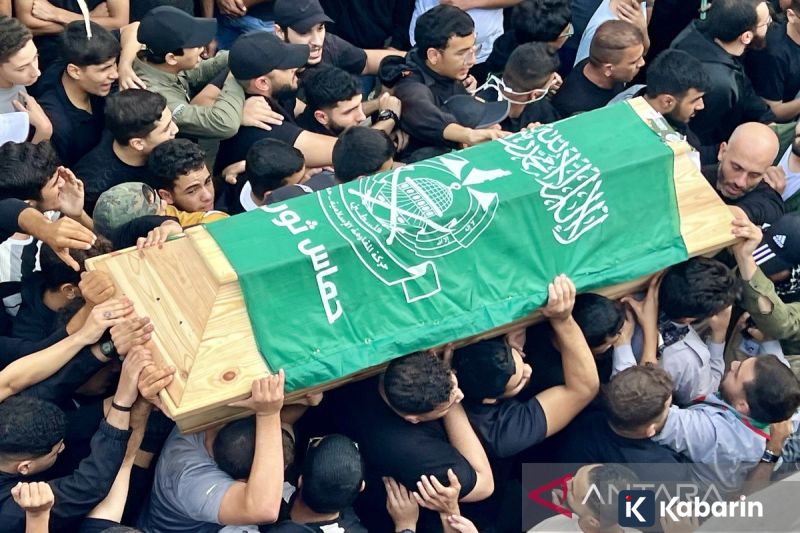 Cuaca ekstrem hari ini: Panas maksimal, hujan petir, hingga rob mengintai