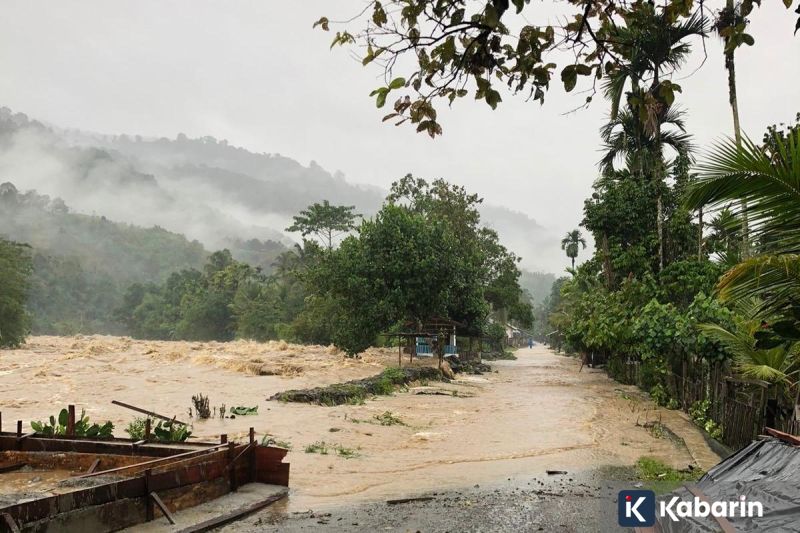 Banjir Aceh Barat rendam 3.866 jiwa dengan tinggi air sampai 1,5 meter