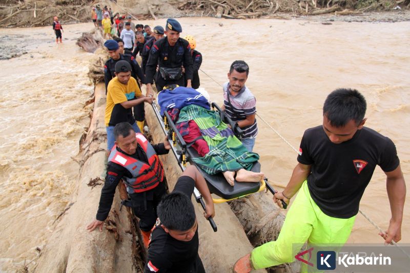 Mayoritas Kota Besar di Indonesia Berawan dan Hujan Ringan