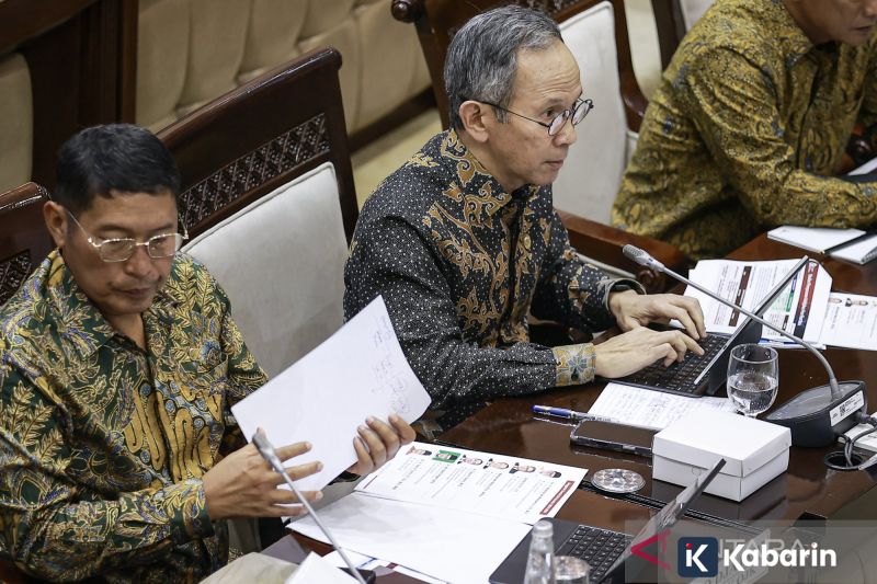 OJK Pastikan Aturan Finfluencer dan Aset Digital Terus Dibahas