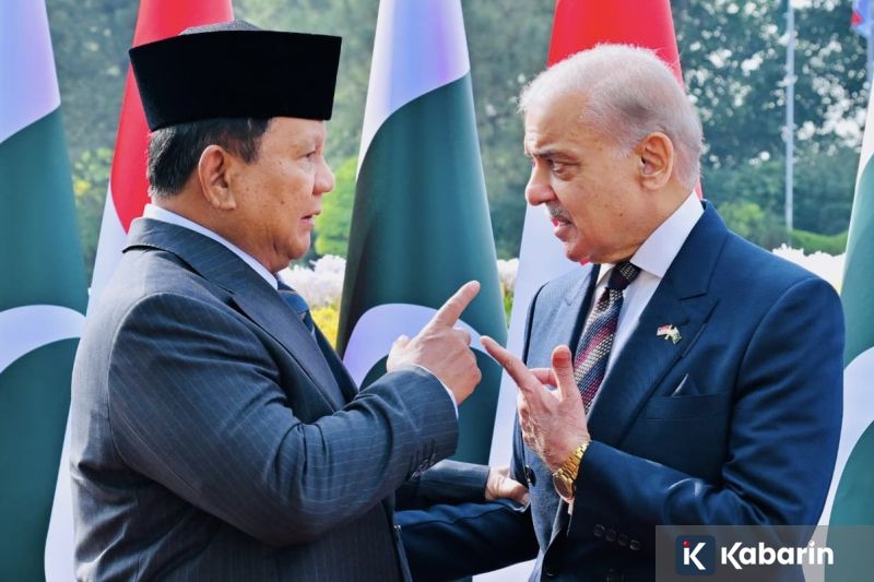 BMKG ingatkan potensi hujan lebat hingga petir di mayoritas wilayah RI hari ini