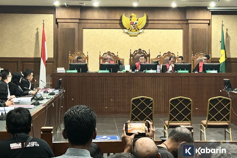 Putra Rob Reiner ditangkap polisi usai diduga membunuh orang tuanya