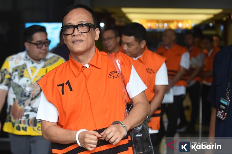 Purbaya Berencana Tambah Lapisan Tarif Cukai Rokok Agar Rokok Ilegal Terkendali