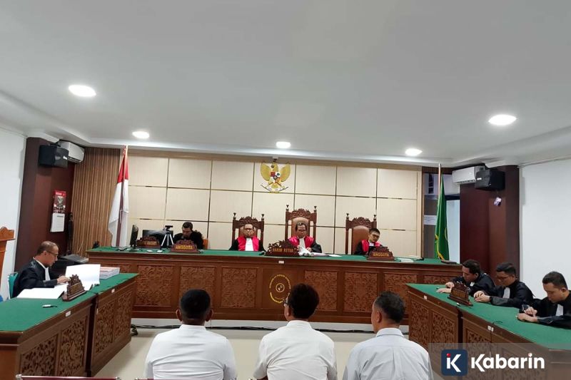 42 jurnalis jajal latihan menembak di Kostrad Sanggabuana