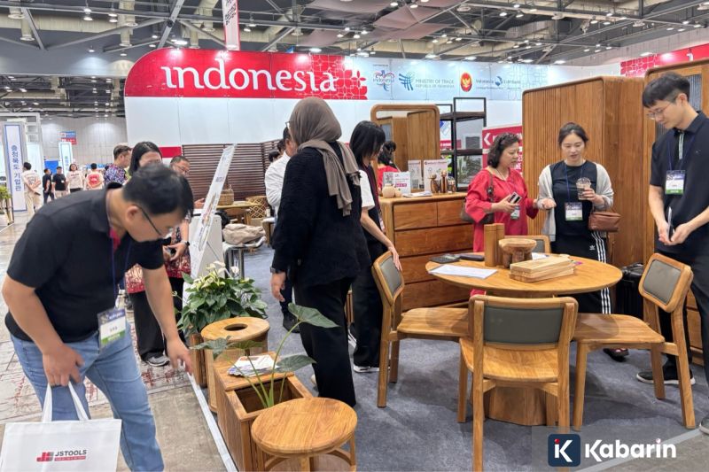 Wisata unik akhir tahun, keliling Sirkuit Mandalika hingga rasakan sensasi balap