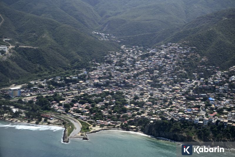 Satgas damai Cartenz amankan puluhan senjata dari KKB di Papua