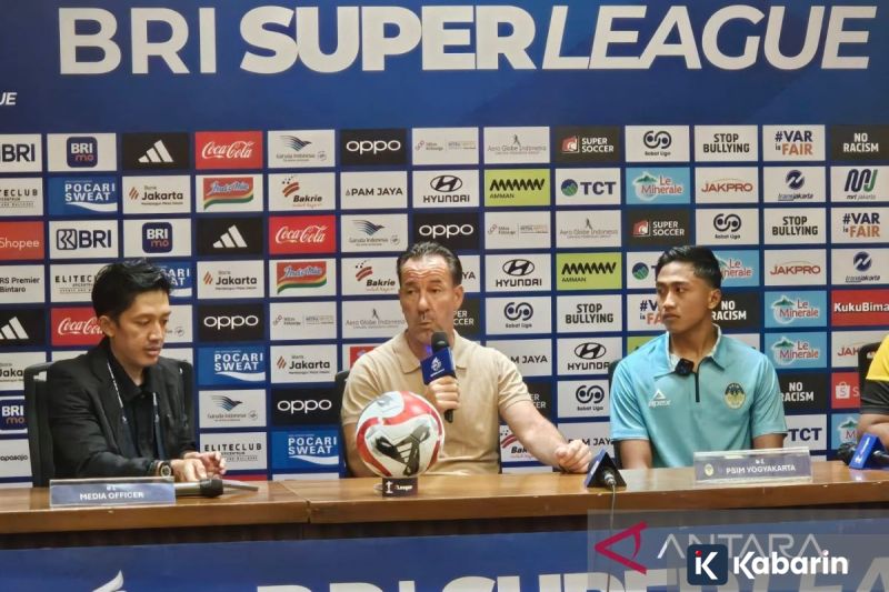 Herdman Tur ke Klub-klub Liga Indonesia Demi Pantau Calon Pemain Timnas