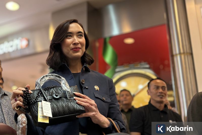 Aldi Taher tampil all out di panggung JakCloth 2025