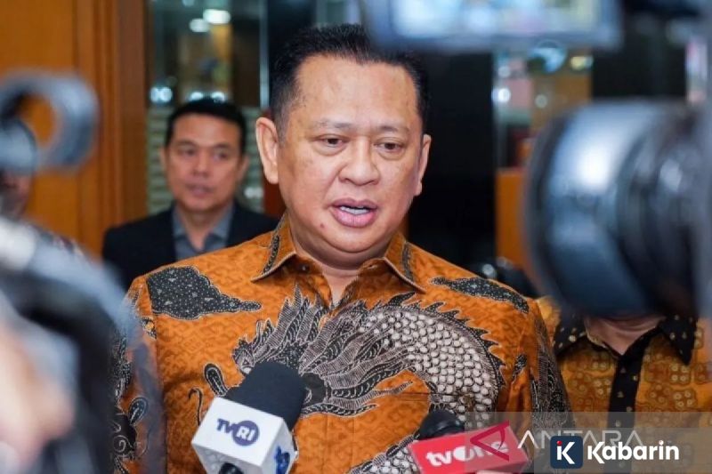 Tiang Monorel Mangkrak di Jalan Rasuna Said Mulai Dibongkar Rabu