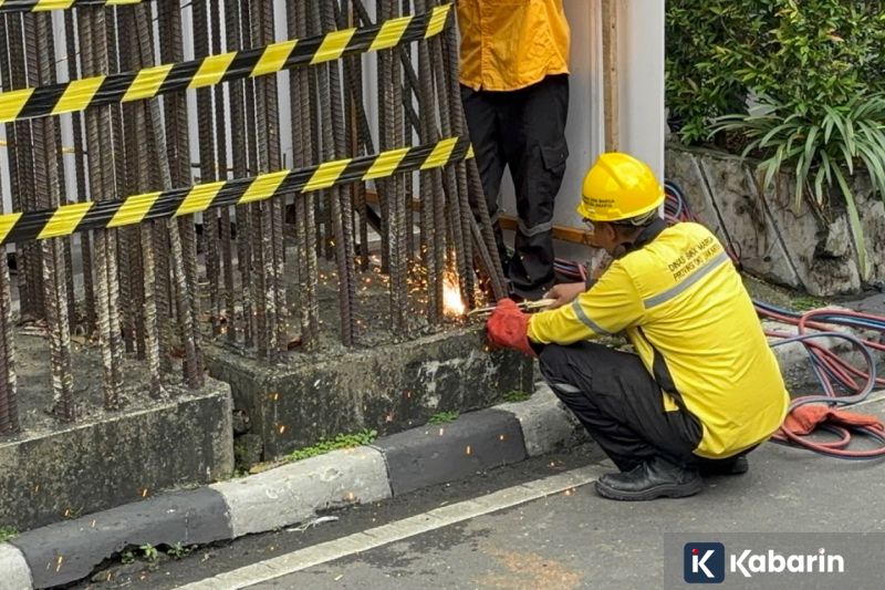 Purbaya Berencana Tambah Lapisan Tarif Cukai Rokok Agar Rokok Ilegal Terkendali
