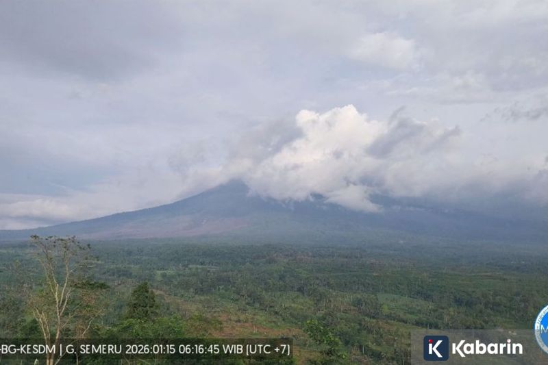 Sinopsis dan Link Download Buku "Broken Strings" karya Aurelie Moeremans