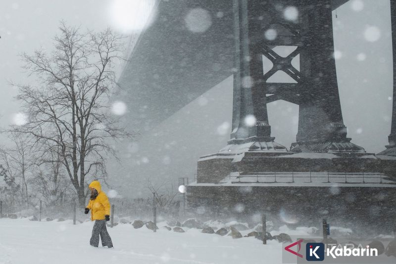 Rupiah Menguat Seiring Retorika Trump Soal Tarif dan Suku Bunga