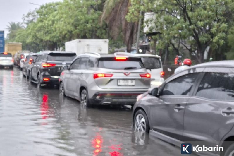 Rial Iran Anjlok ke Level Terendah Dalam Sejarah