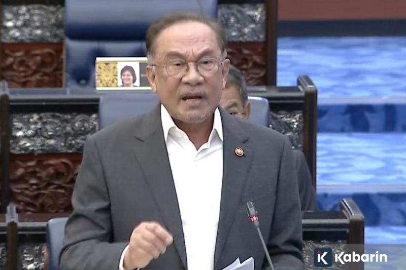 Oleksandr Usyk Targetkan Kembali Naik Ring Maret 2026