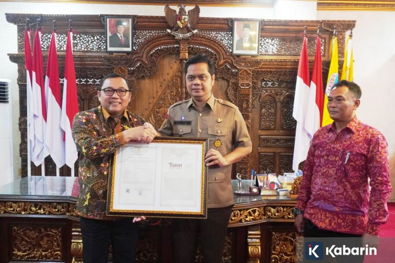 Harga Emas Galeri24 dan UBS Bergerak Turun Kamis Sore Ini