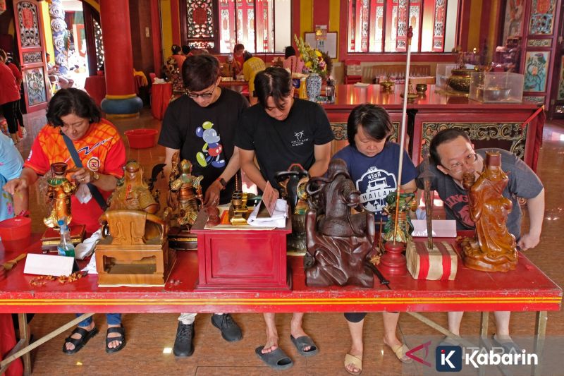 IHSG Melemah 25,34 Poin pada Pembukaan Jumat Pagi