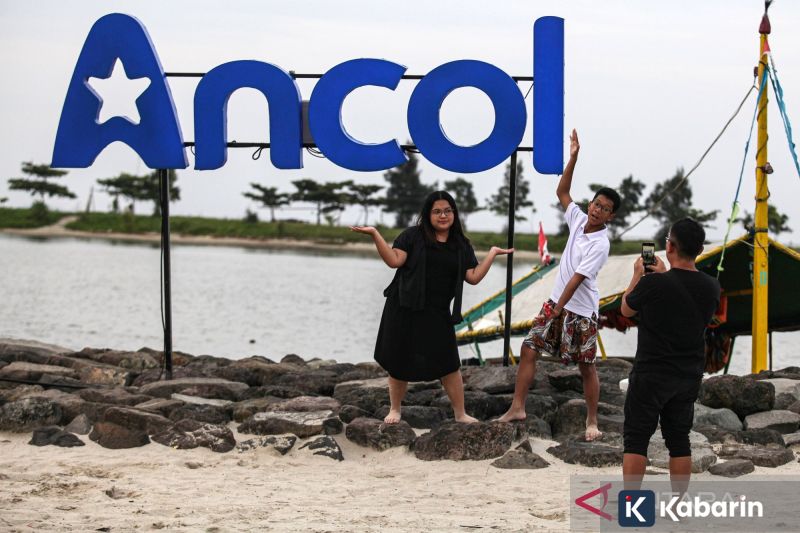 KPK Tahan Bupati Muara Enim dan Tiga Tersangka Lain dalam Kasus Suap Pengadaan