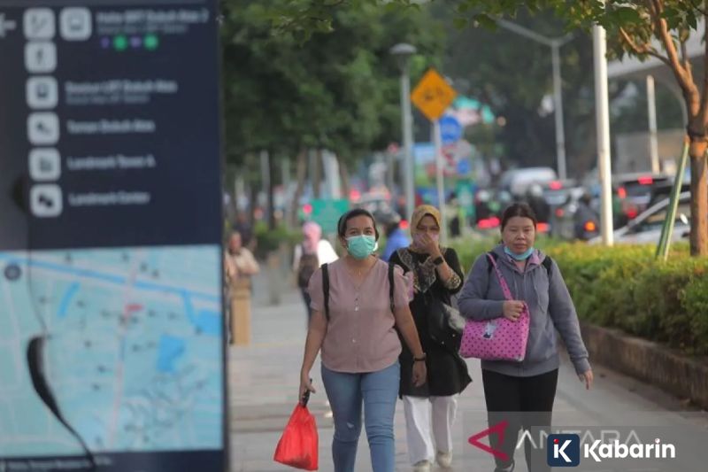 Udara Jakarta Tercatat Tidak Sehat, Warga Diimbau Gunakan Masker Rabu Pagi Ini