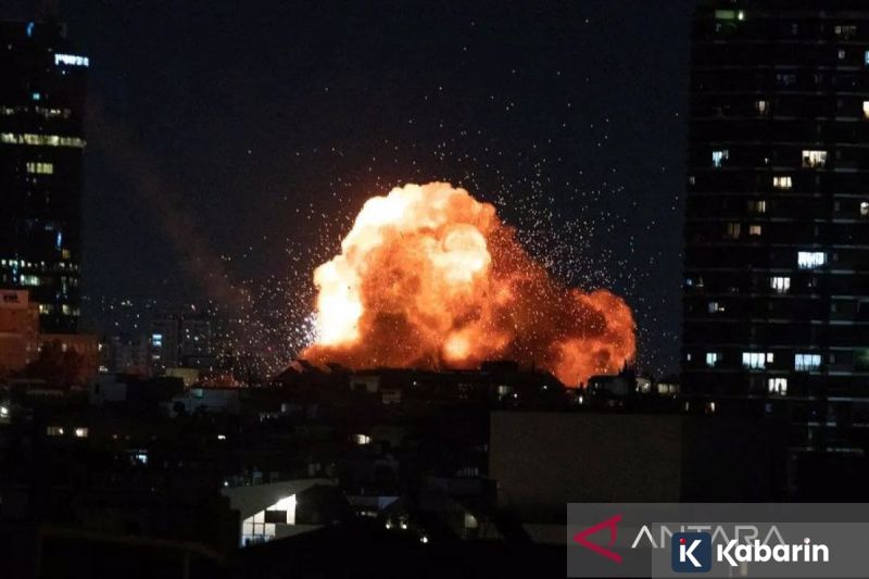 IHSG Terkoreksi Seiring Investor Alihkan Dana ke Aset Aman