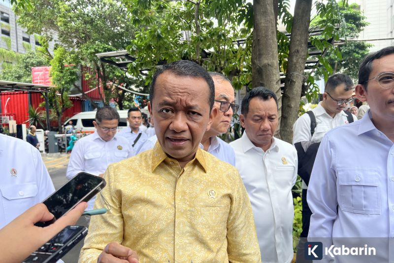 Konflik AS-Israel dengan Iran Picu Lonjakan Harga Minyak dan Tekan Pasar Global