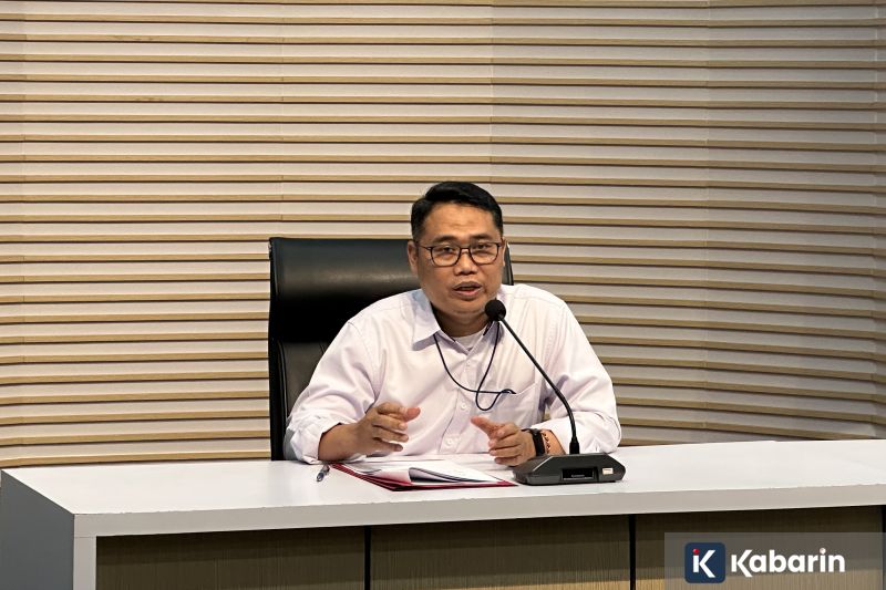 Kronologi Tergulingnya Mobil Barang di Depan Gedung DPR