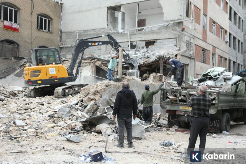 Leny Yoro Sebut Seluruh Pemain Manchester United Ingin Casemiro Bertahan