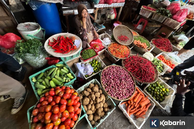 Tiga atau Empat Bek, John Herdman?