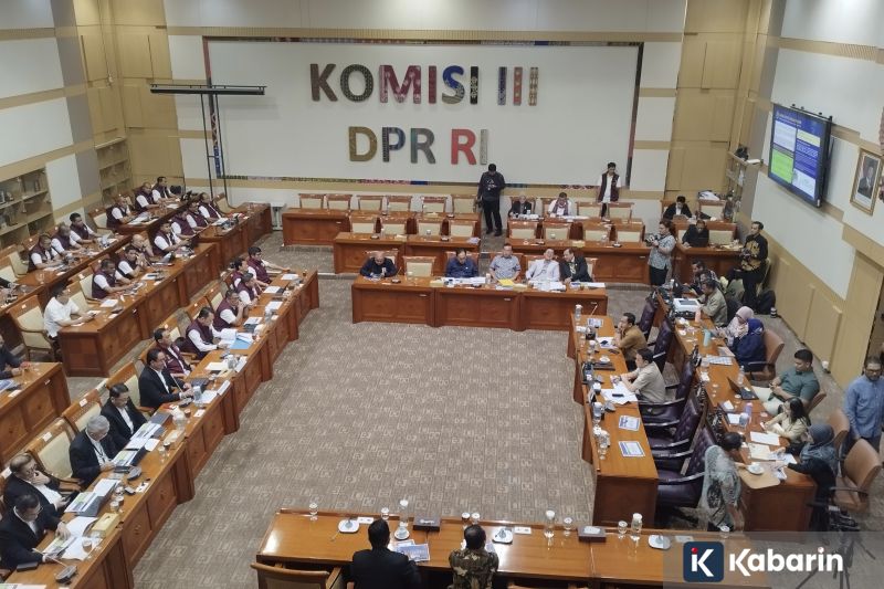 Mau Jalan-Jalan ke Luar Negeri Lebih Hemat? Ini Rahasianya