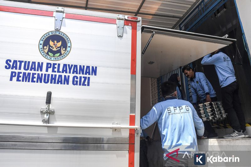 Trump Serang Influencer Sayap Kanan dengan Sebutan “IQ Rendah”