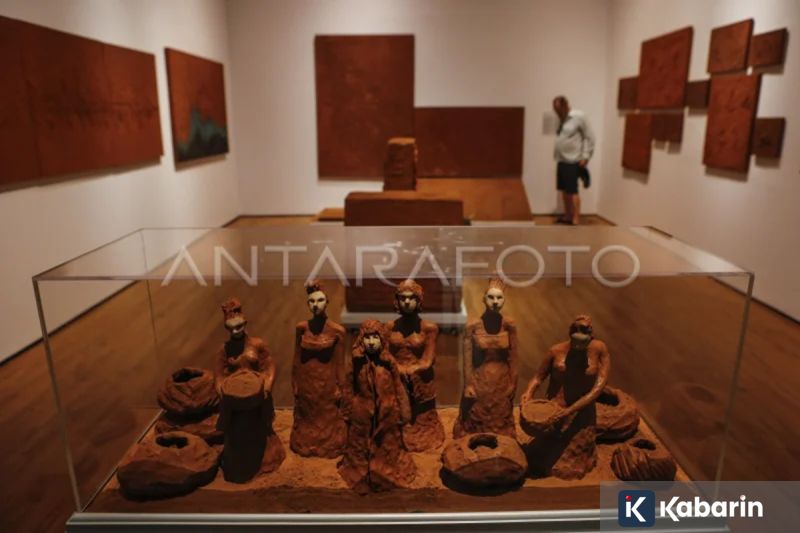 Seskab Teddy Ungkap Rutinitas Renang Presiden Prabowo Tiap Jam 5 Pagi