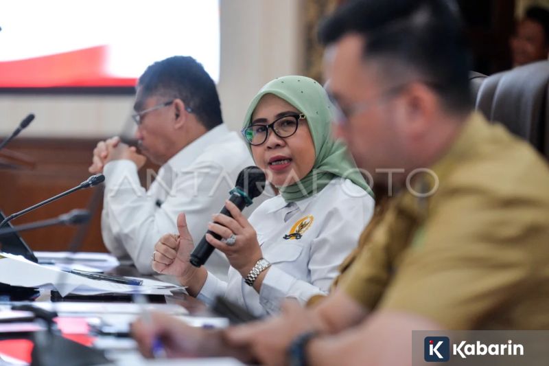 KPK Pulangkan 11 Pejabat Tulungagung Usai Pemeriksaan Saksi Selesai