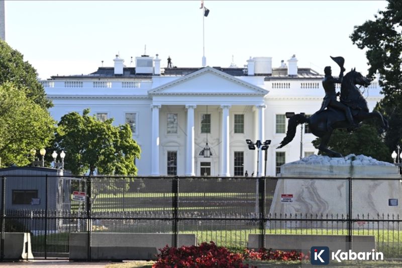 Udara Jakarta Tak Sehat Selasa Pagi, Warga Diimbau Pakai Masker