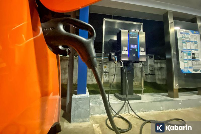 Utut Adianto: Kapal AS Lewat Selat Malaka Tak Ganggu Politik RI