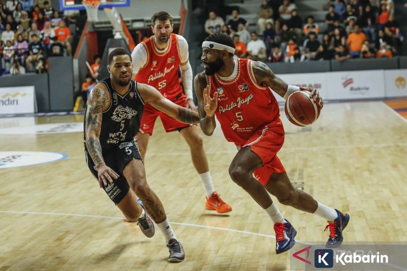 Klasemen Liga Inggris: Arsenal Naik ke Puncak, Liverpool Tembus Empat Besar