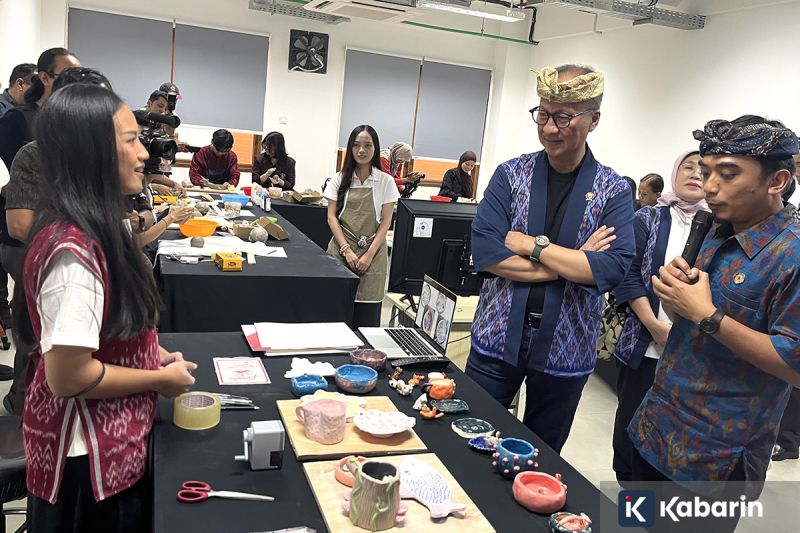 James F. Sundah Dikenang sebagai Sosok Hangat dan Legenda Musik Indonesia