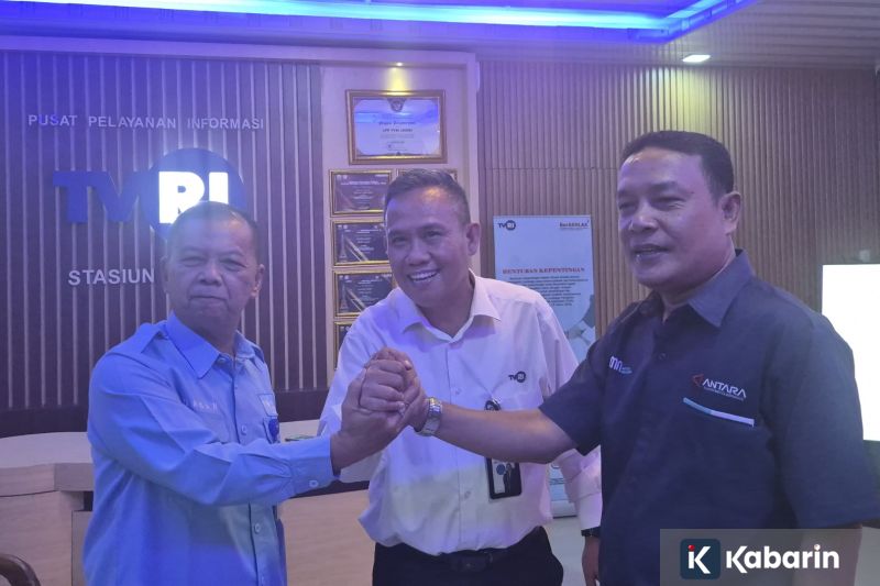 Nadiem Makarim Pakai Gelang Detektor di Kaki saat Hadiri Sidang Tuntutan